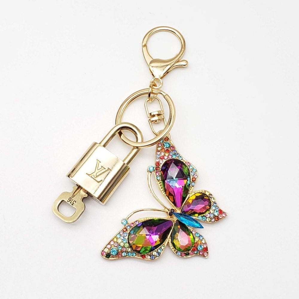 LV Gold Padlock 🔑 Authentic Louis Vuitton Charm + Unbranded Butterfly Keychain - Picture 2 of 9